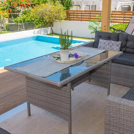 Acharavi Villa Aharávi