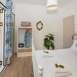 וילה Acharavi