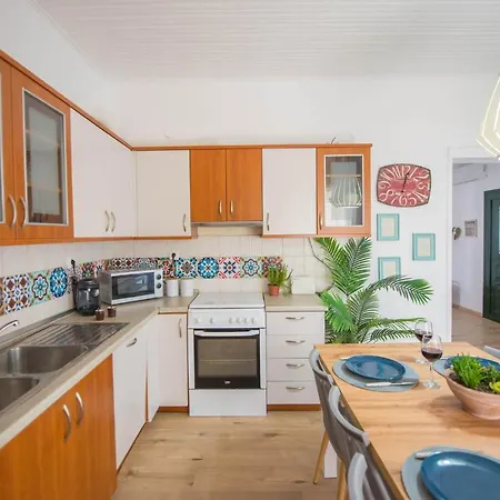 别墅 Acharavi 阿查拉维